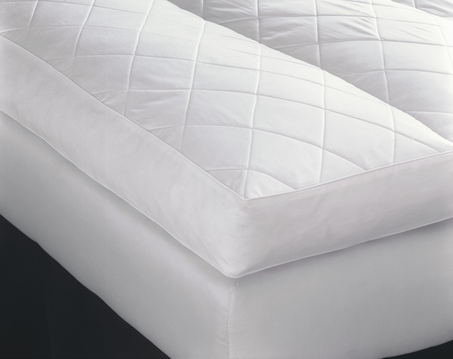 Featherbed Topper